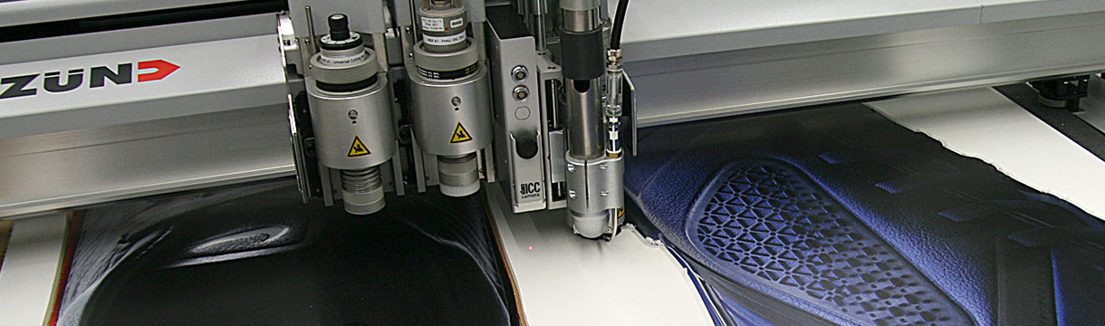 UV-Direktdruck auf starre Medien Direkt bedrucken Acrylglas, Holz, MDF, PVC, Forex, Alu-Verbundplatten, Dibond, Plexiglas, Leinwand